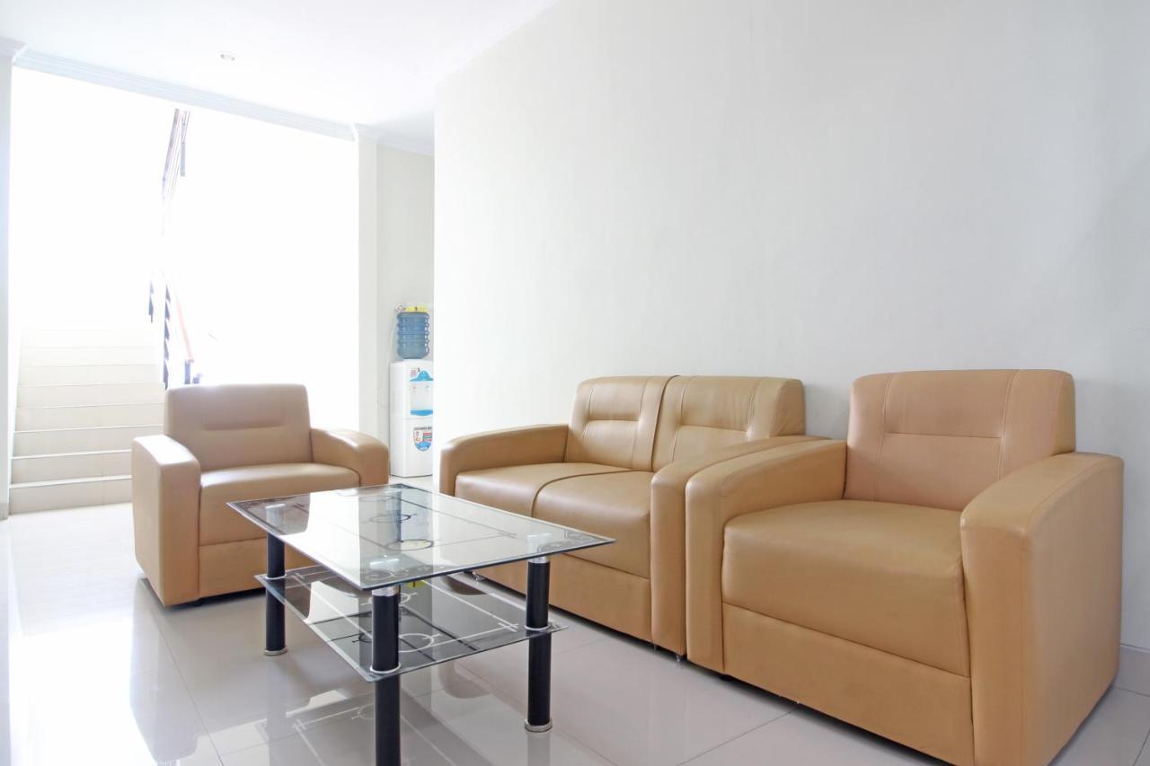 Reddoorz Near Amikom Yogyakarta Salakan Exteriör bild